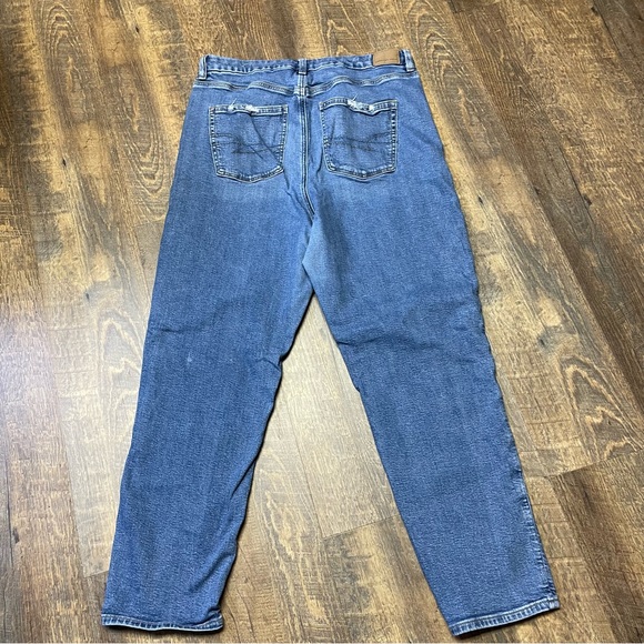 American Eagle Curvy Mom Jeans Women's Size 14 Distressed Stretch - Picture 6 of 10
